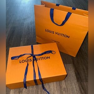 AUTHENTIC Louis Vuitton box & bag